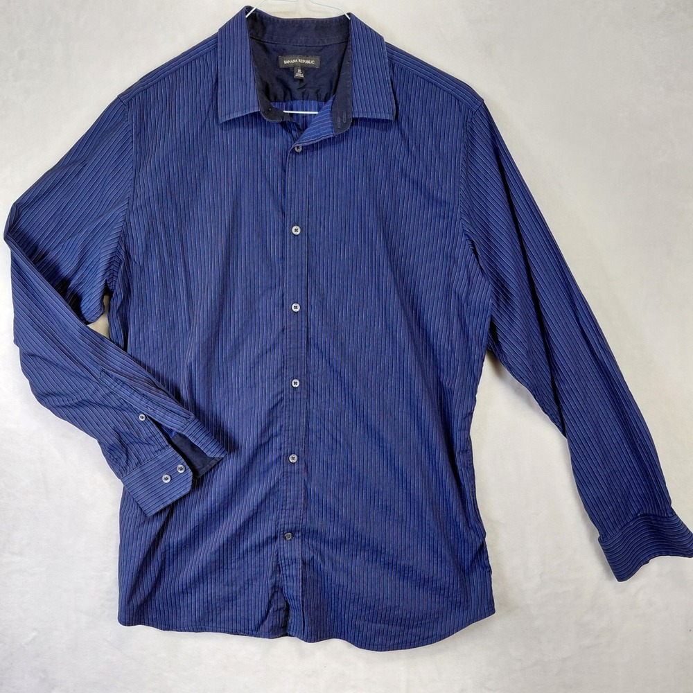 Banana Republic Mens XL Navy Blue Pinstripe Long Sleeve Button Down Shirt